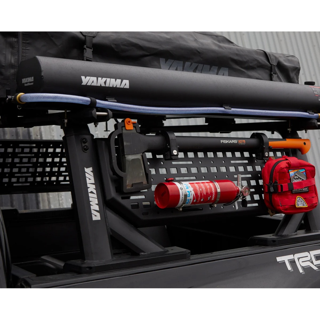 ESTANTE TRASERO YAKIMA OVERHAUL MOLLE PANEL